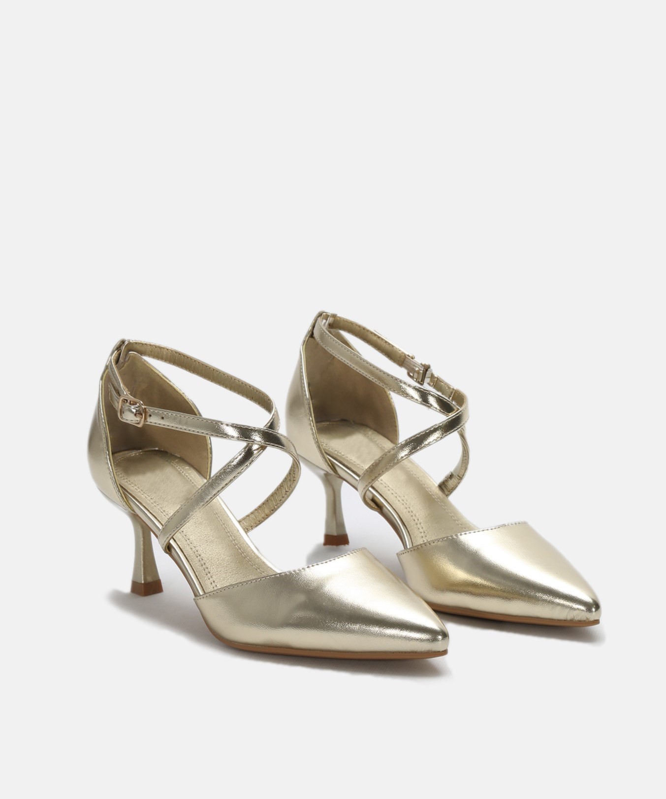 Zapato tac&oacute;n tiras cruzadas